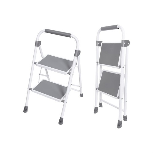 Sturdy step stool with - 2/3/4,